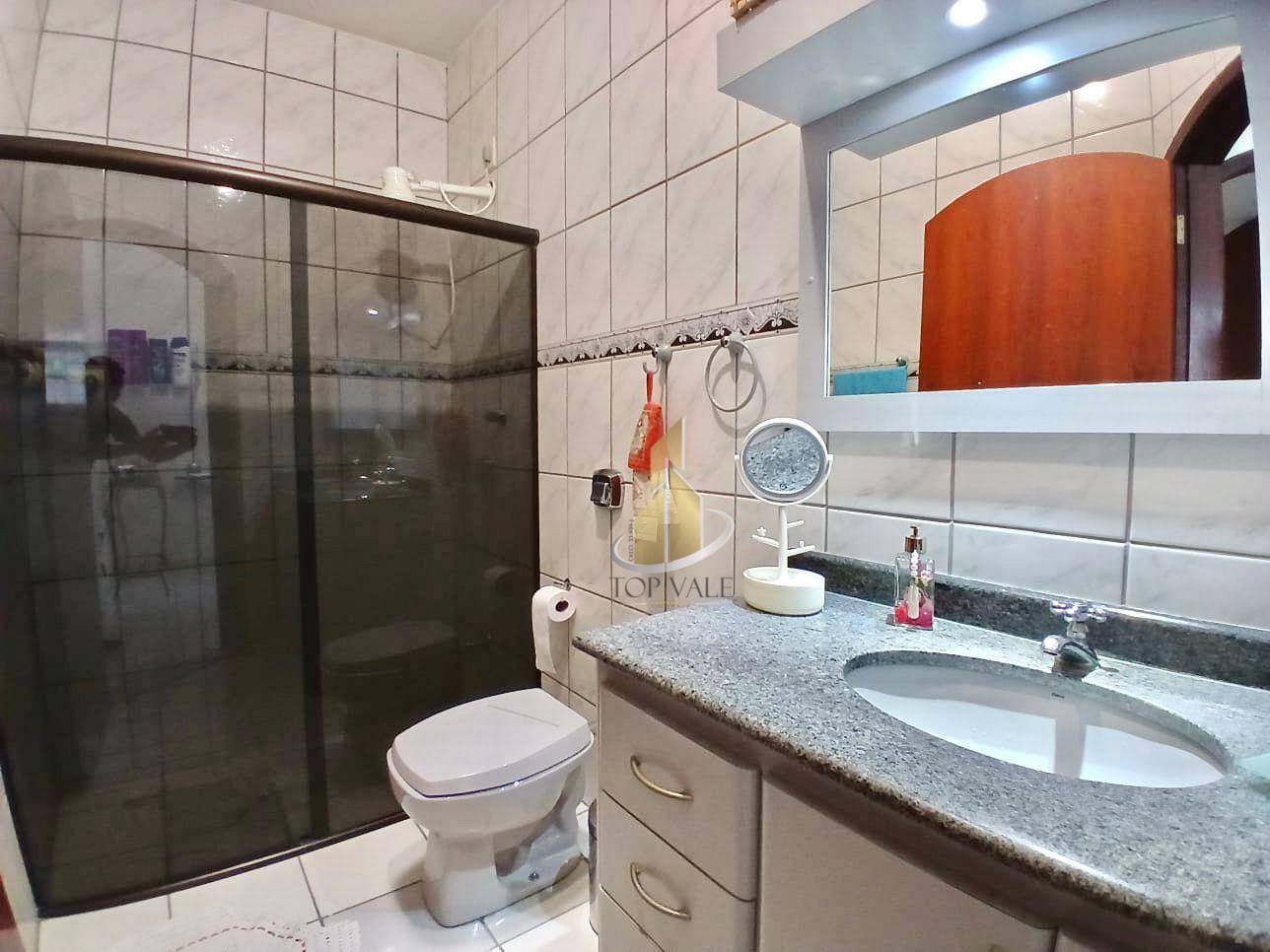 Casa à venda com 3 quartos, 216m² - Foto 13