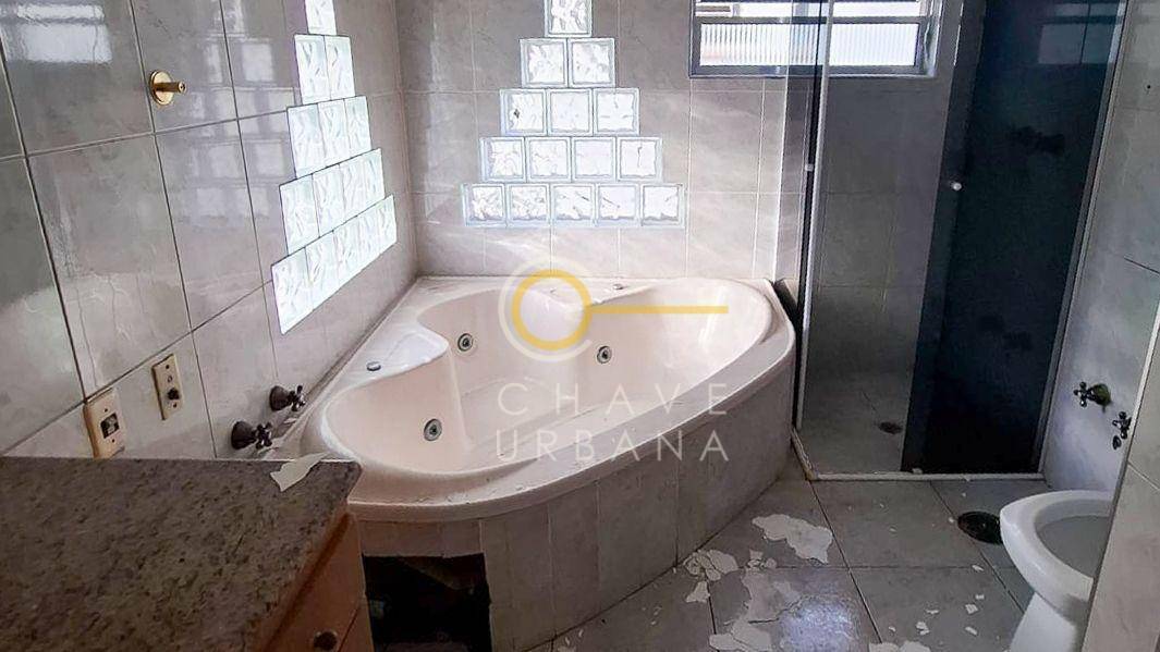 Casa de Condomínio à venda e aluguel com 4 quartos, 316m² - Foto 23