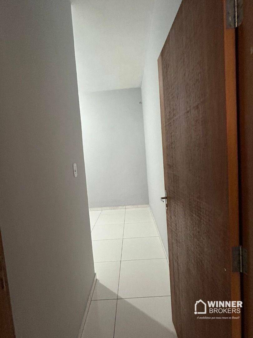 Casa à venda com 2 quartos, 70m² - Foto 9