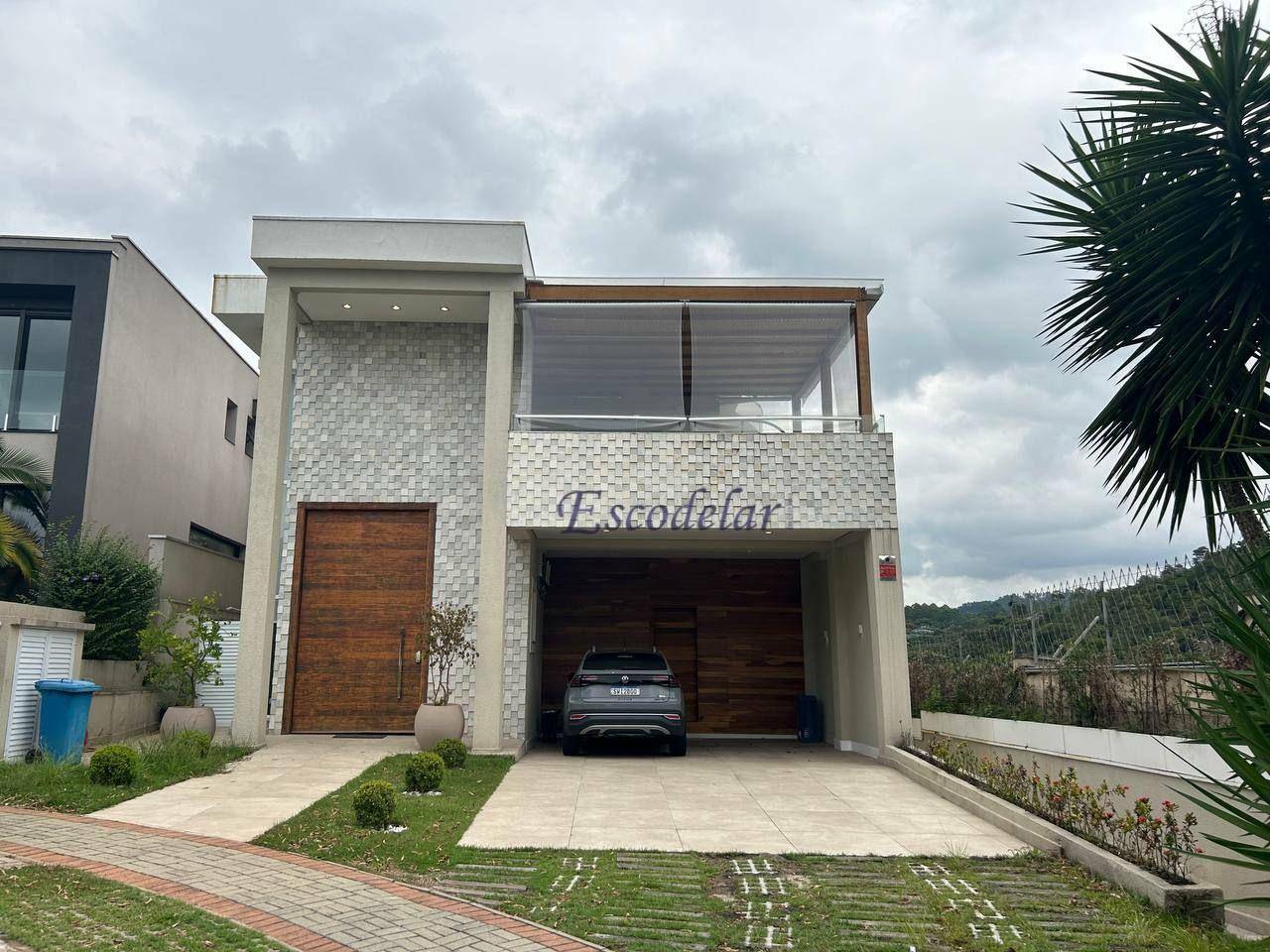 Casa de Condomínio à venda com 5 quartos, 460m² - Foto 2