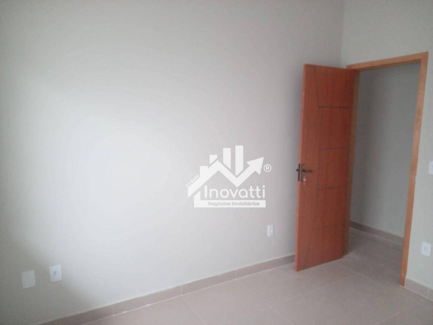 Casa à venda com 3 quartos, 99m² - Foto 14