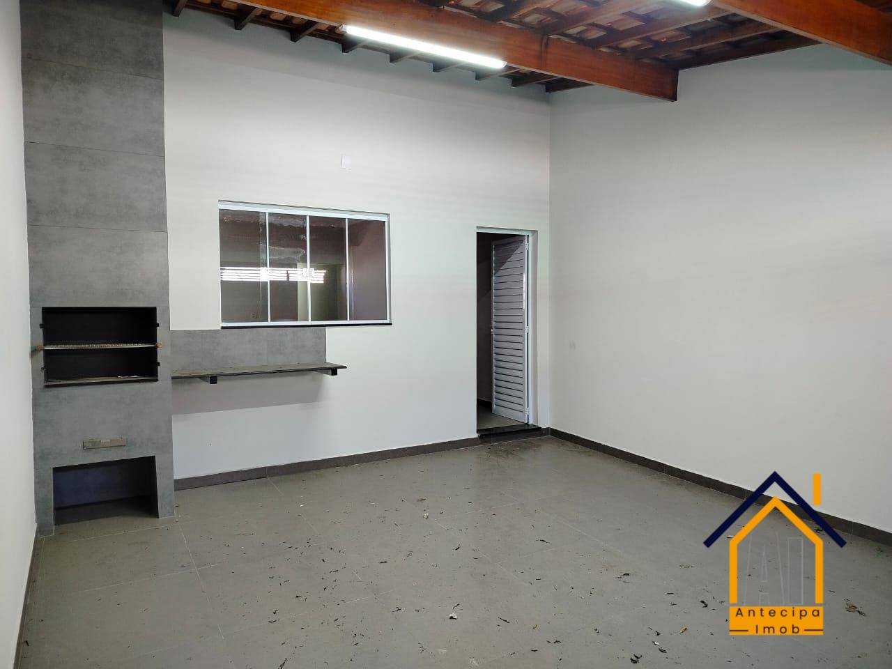 Casa à venda com 2 quartos, 135m² - Foto 3