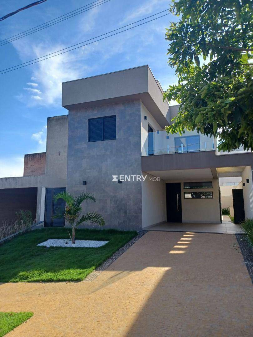 Casa à venda com 4 quartos, 205m² - Foto 2