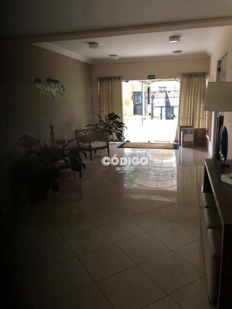 Apartamento à venda com 3 quartos, 83m² - Foto 28