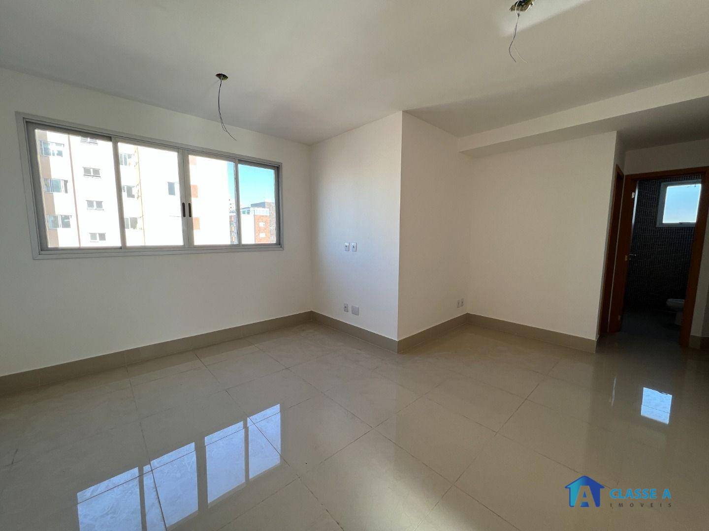 Apartamento à venda com 3 quartos, 74m² - Foto 3