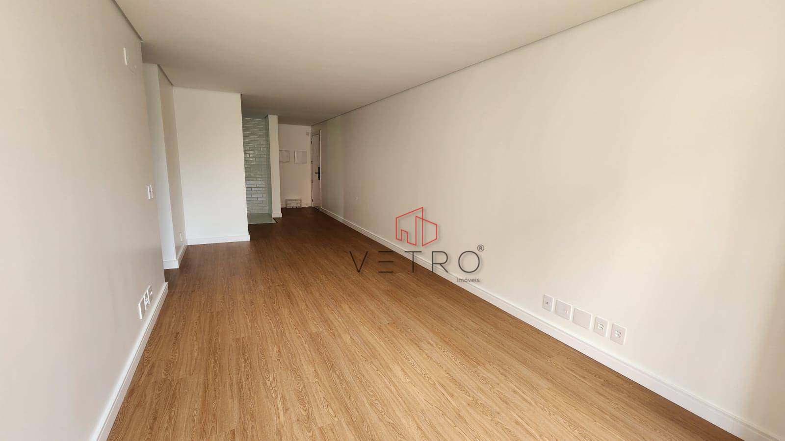 Apartamento à venda com 2 quartos, 98m² - Foto 2