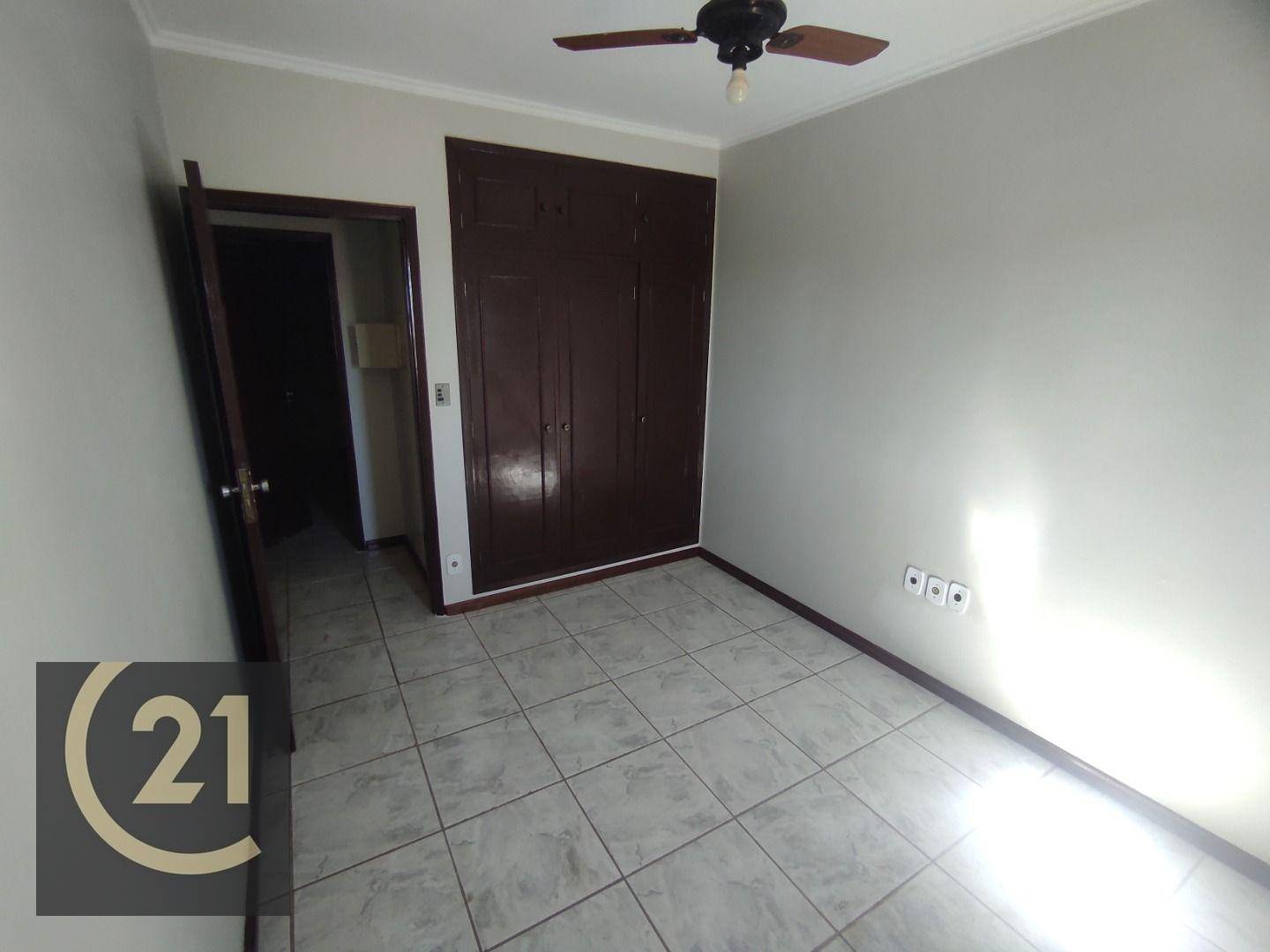 Apartamento à venda com 3 quartos, 116m² - Foto 7