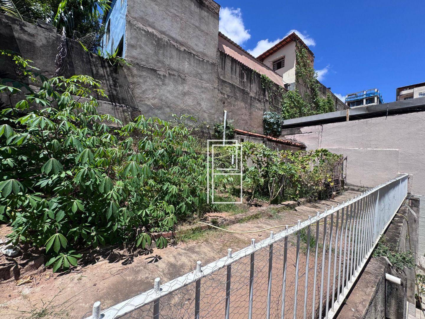 Casa à venda com 5 quartos, 280m² - Foto 21