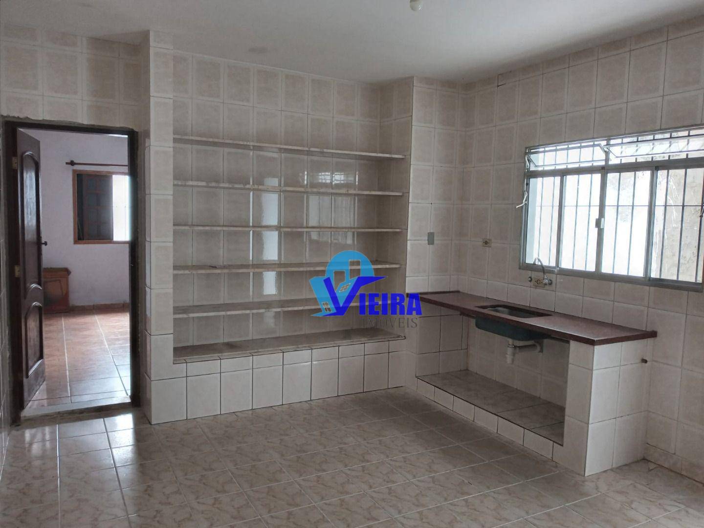 Casa à venda com 4 quartos, 135m² - Foto 13