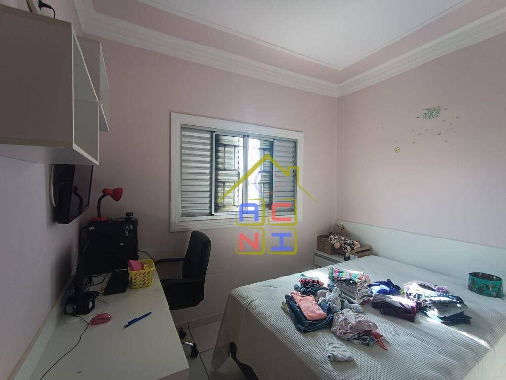 Sobrado à venda e aluguel com 3 quartos, 180m² - Foto 39