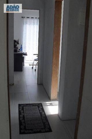 Casa de Condomínio à venda com 3 quartos, 250m² - Foto 6