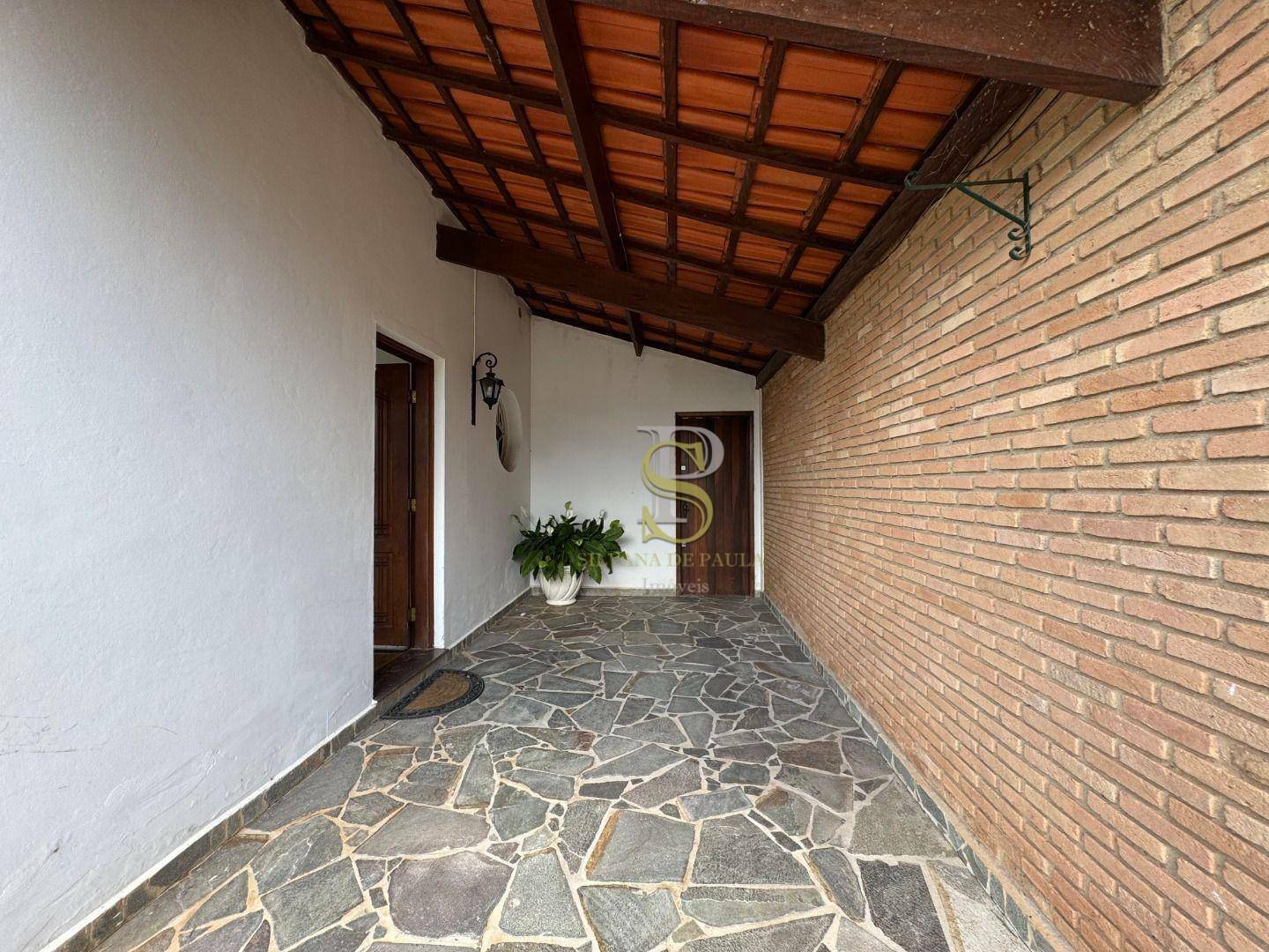 Casa à venda com 4 quartos, 265m² - Foto 5