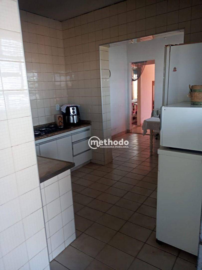 Casa à venda com 2 quartos, 160m² - Foto 9