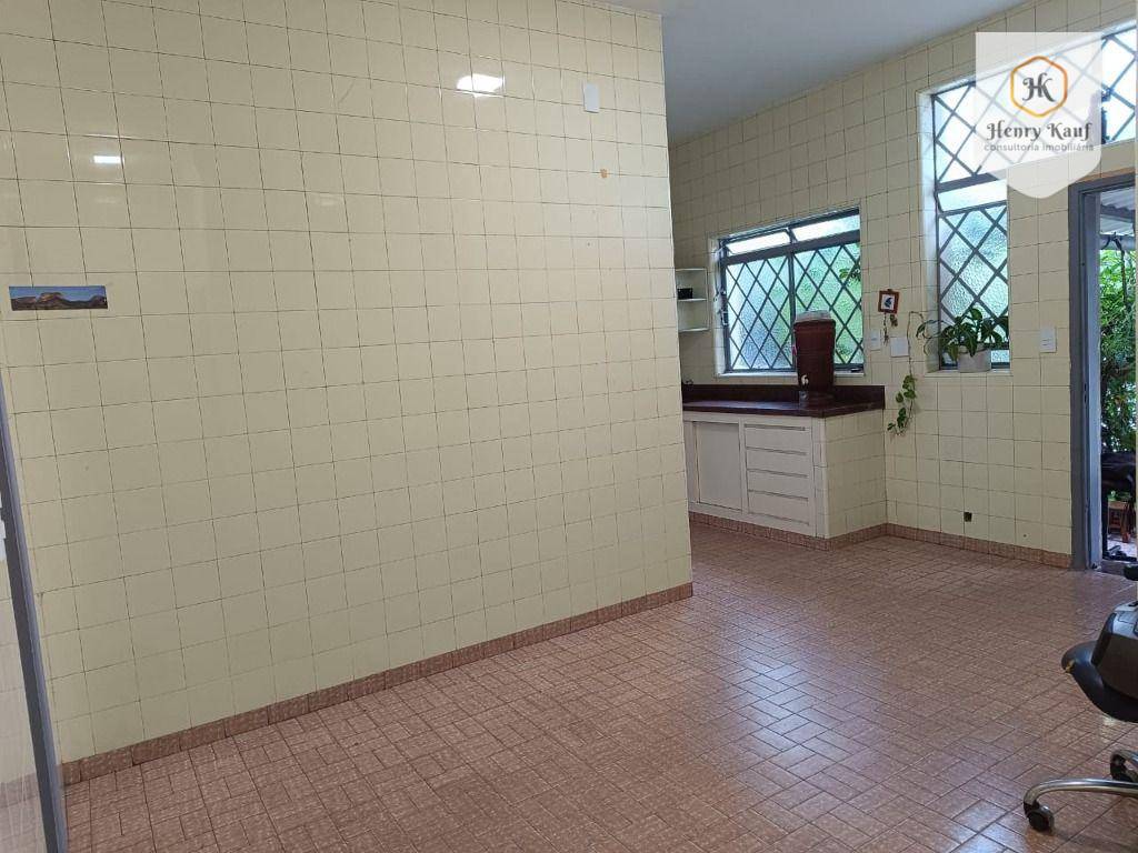 Casa para alugar com 3 quartos, 160m² - Foto 26