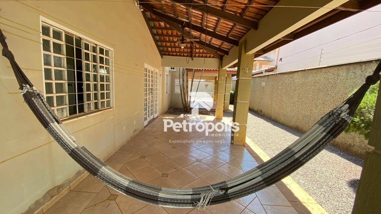 Casa, 3 quartos, 207 m² - Foto 4