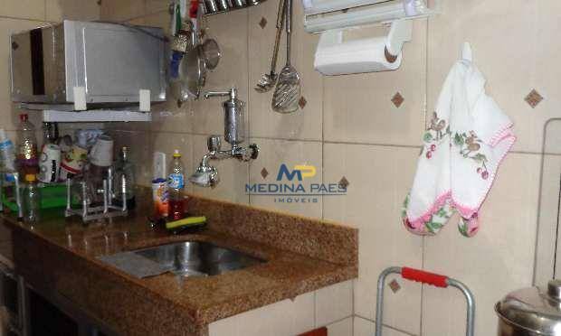 Apartamento à venda com 2 quartos, 80m² - Foto 14