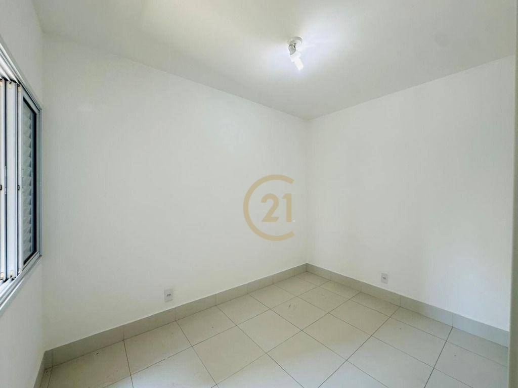 Apartamento para alugar com 3 quartos, 73m² - Foto 11