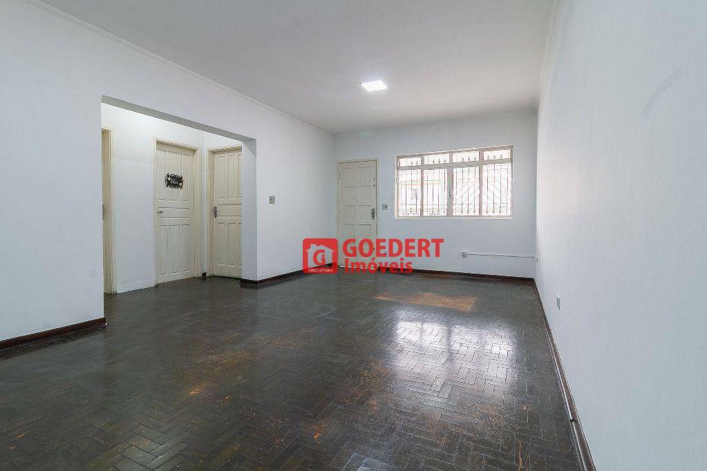 Casa para alugar com 3 quartos, 197m² - Foto 13