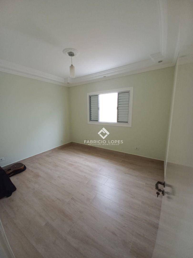 Casa à venda com 3 quartos, 186m² - Foto 13