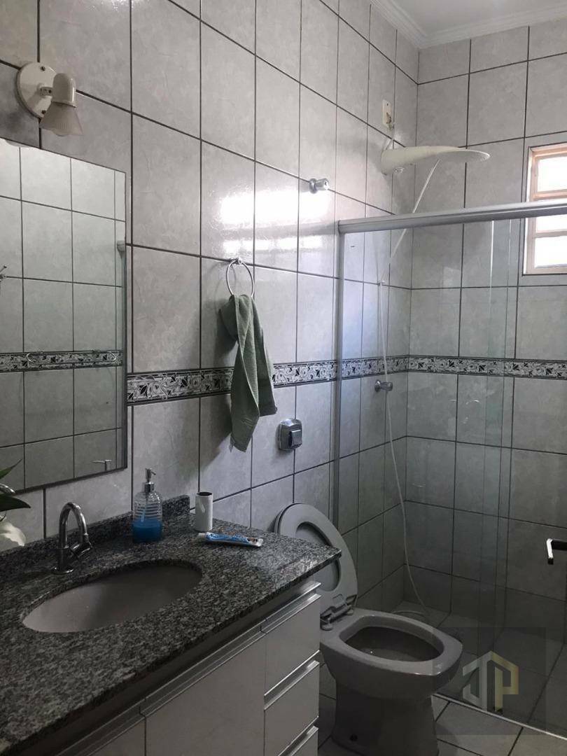 Casa à venda com 3 quartos, 112m² - Foto 12