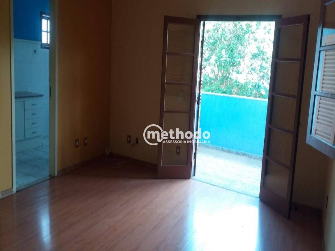 Casa à venda com 3 quartos, 216m² - Foto 14