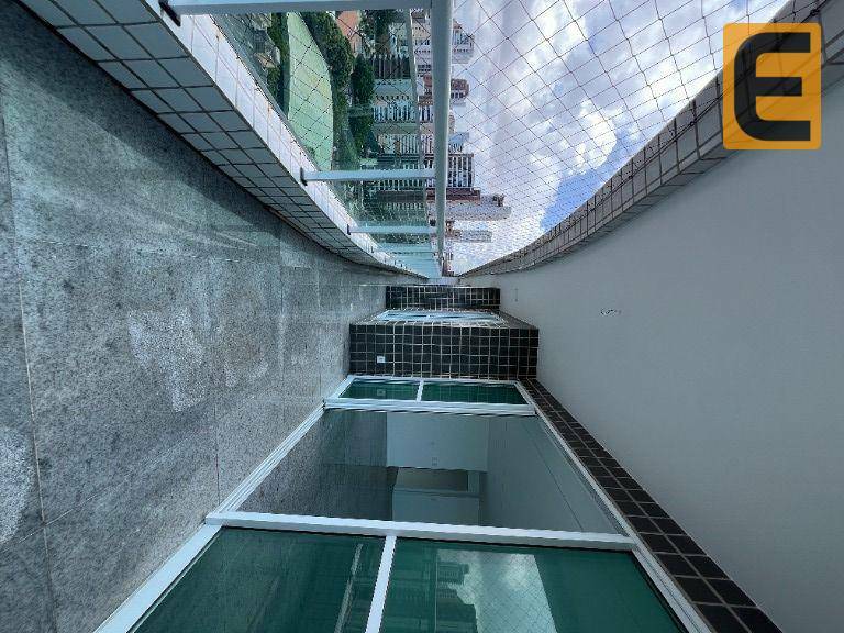 Apartamento à venda com 3 quartos, 260m² - Foto 8