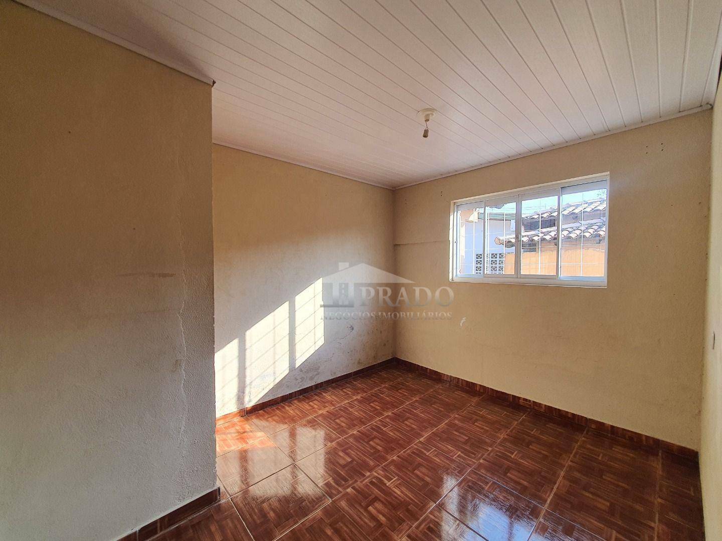 Casa à venda com 5 quartos, 181m² - Foto 10