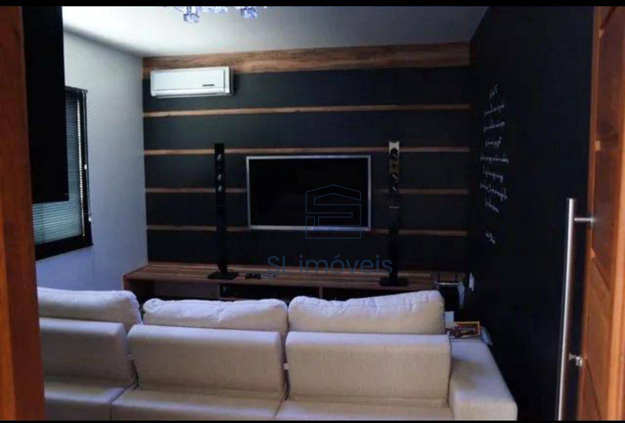 Casa à venda com 4 quartos, 320m² - Foto 7