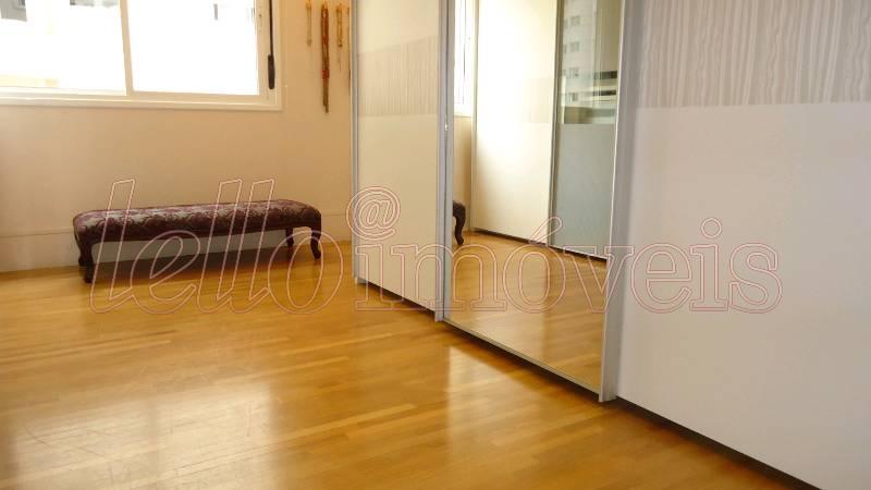 Apartamento para alugar com 2 quartos, 220m² - Foto 18