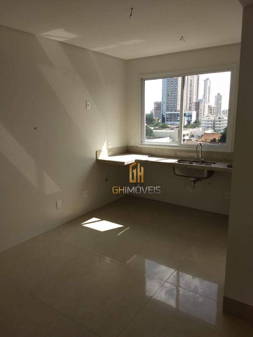 Apartamento à venda com 3 quartos, 155m² - Foto 9