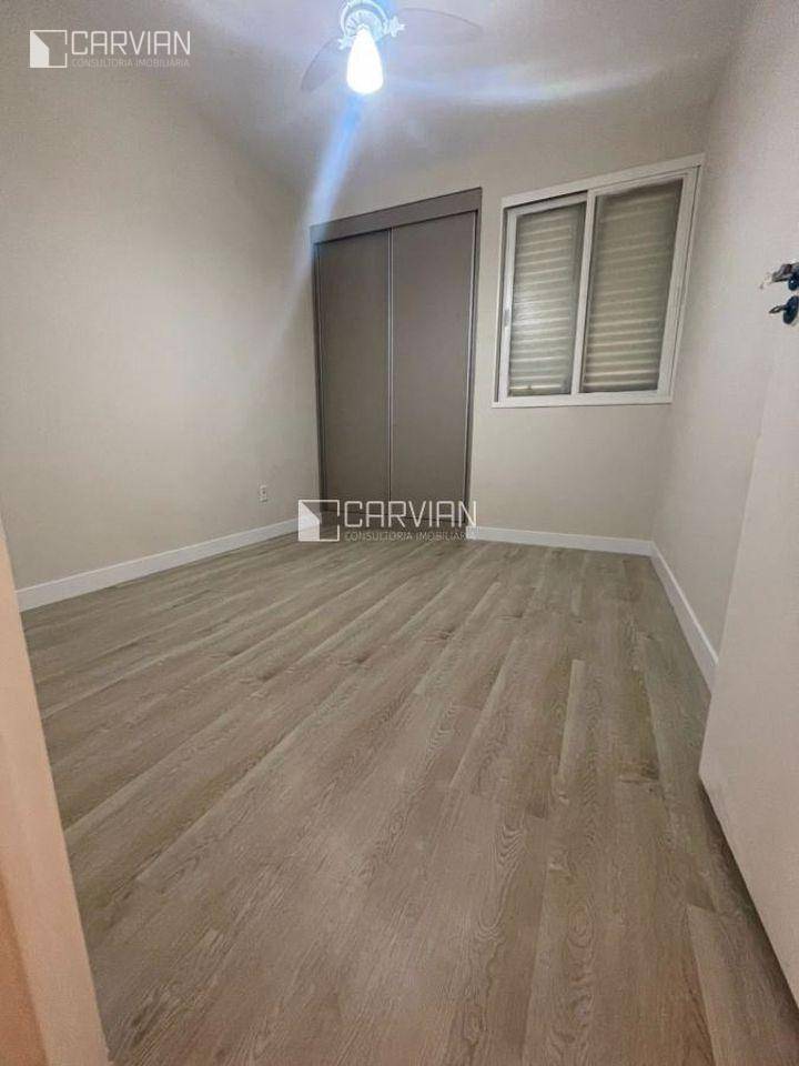 Apartamento à venda com 3 quartos, 67m² - Foto 3