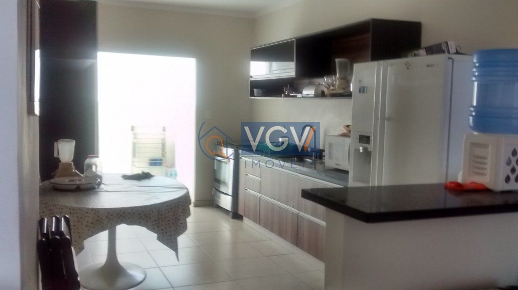 Apartamento à venda com 4 quartos, 200m² - Foto 8