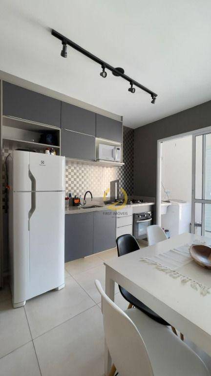 Apartamento para alugar com 1 quarto, 35m² - Foto 8