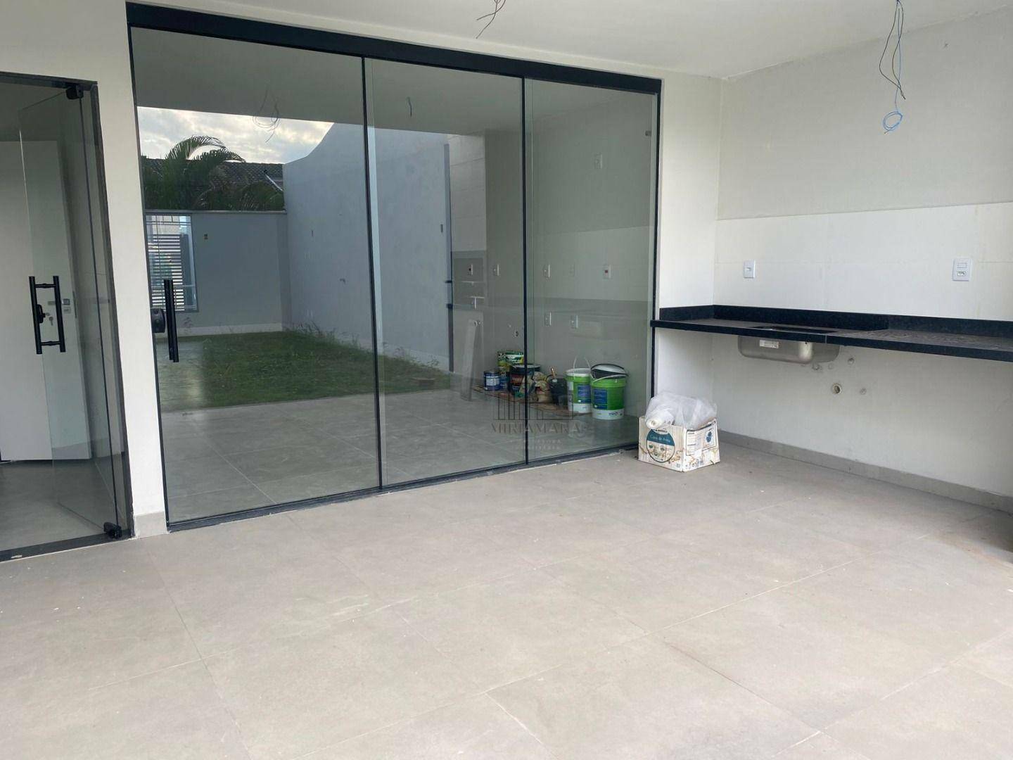 Casa à venda com 3 quartos, 205M2 - Foto 4