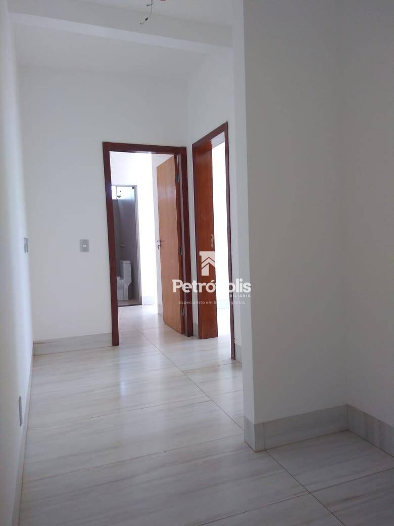 Apartamento à venda com 3 quartos, 140m² - Foto 12