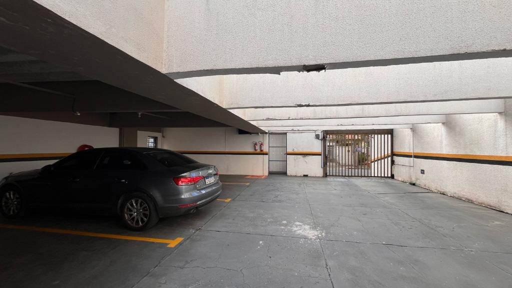 Apartamento à venda com 3 quartos, 208m² - Foto 31