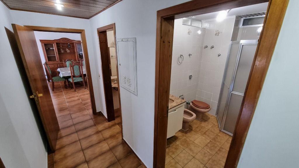 Apartamento à venda com 3 quartos, 190m² - Foto 13