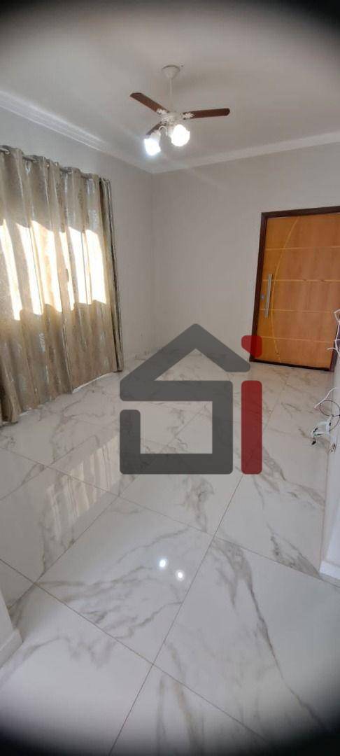 Casa à venda com 3 quartos, 130m² - Foto 4