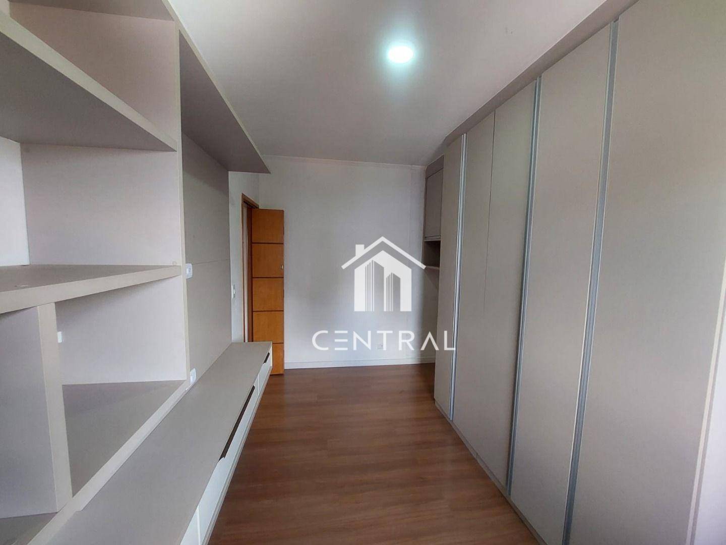 Apartamento à venda com 2 quartos, 64m² - Foto 12