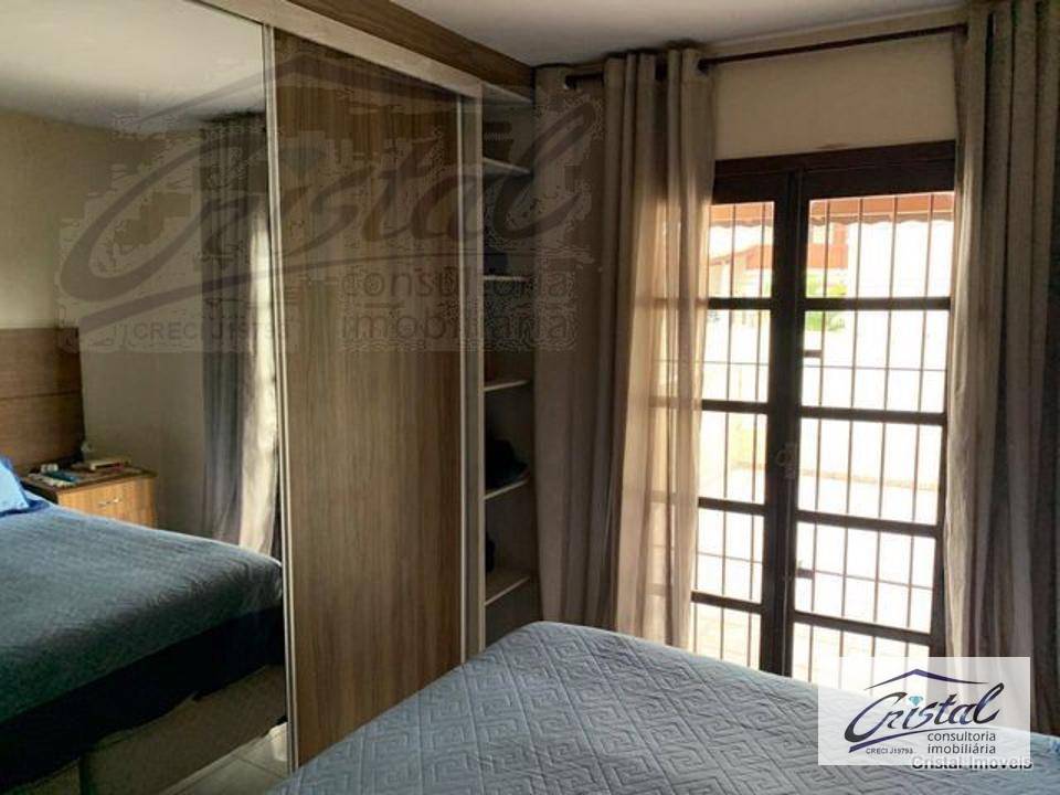 Casa à venda com 3 quartos, 180m² - Foto 15