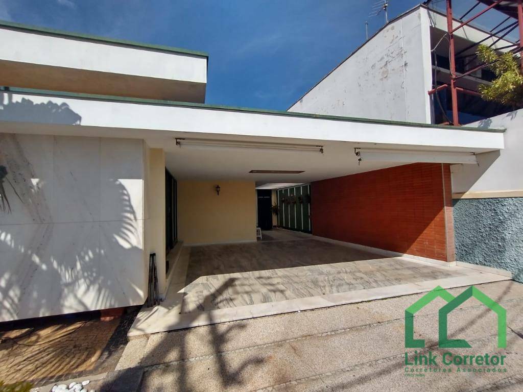 Casa à venda com 3 quartos, 260m² - Foto 30