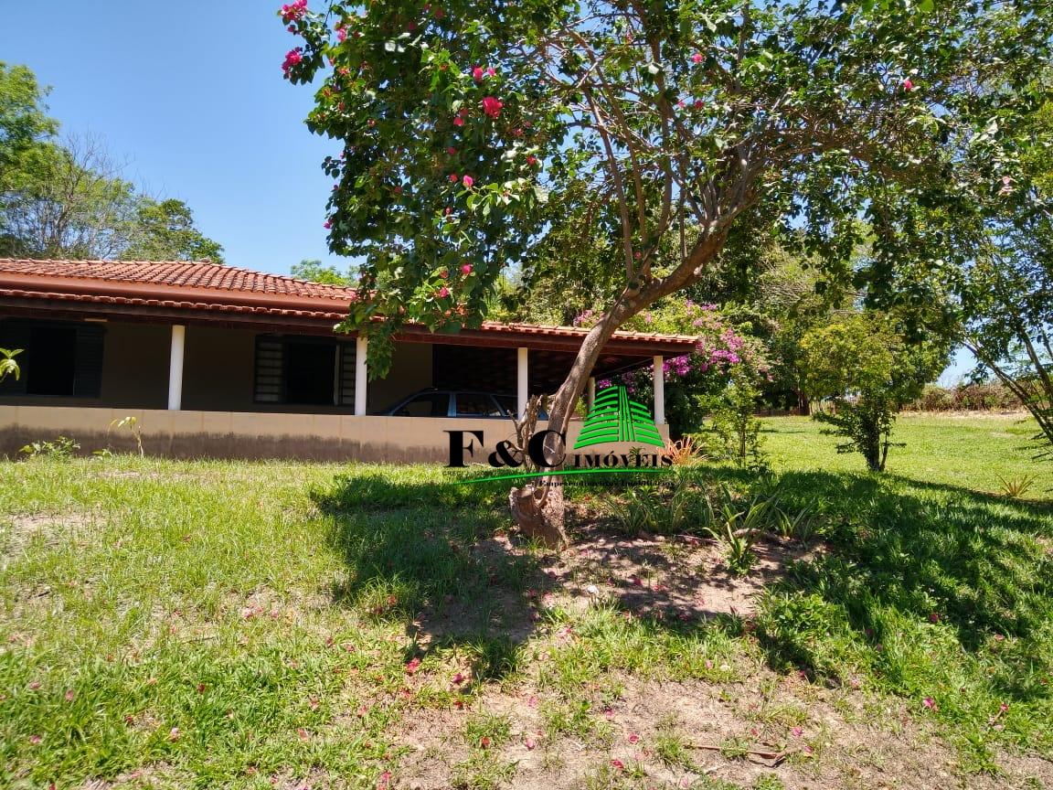 Fazenda à venda com 3 quartos, 24200m² - Foto 1