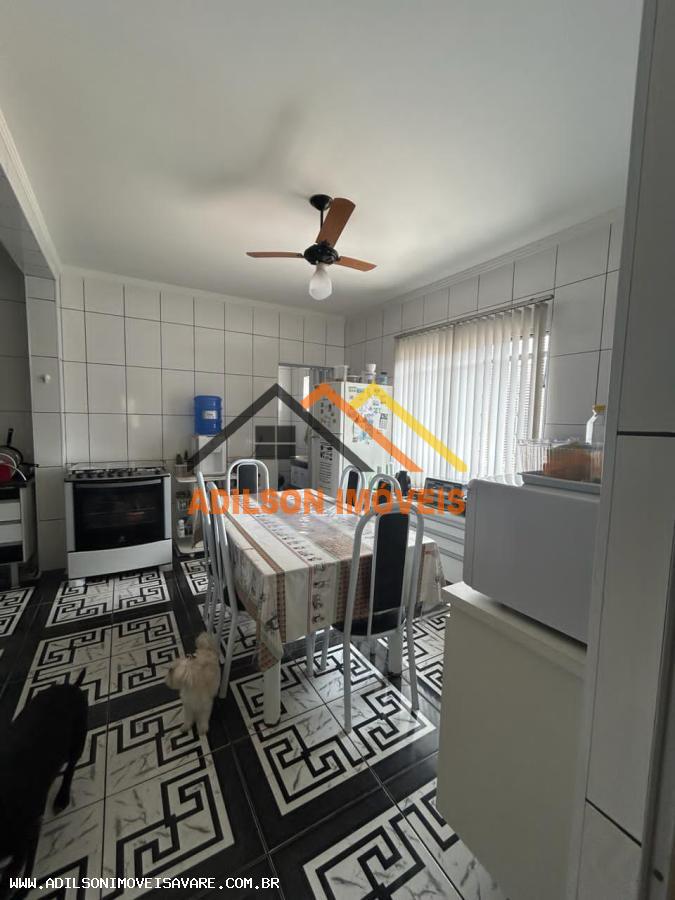 Casa para alugar com 4 quartos, 150m² - Foto 4