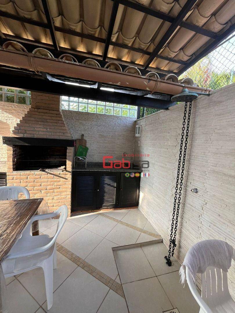 Casa à venda com 4 quartos, 138m² - Foto 14