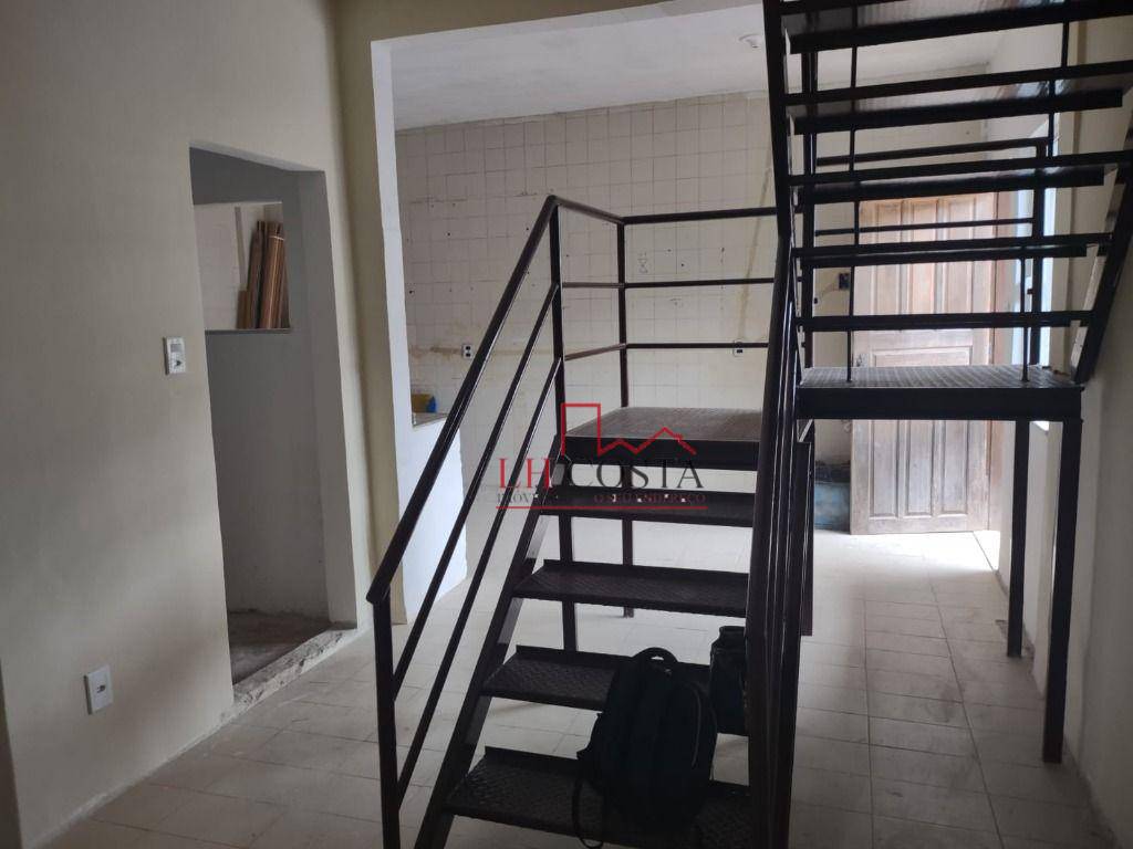 Casa à venda com 3 quartos, 148m² - Foto 11