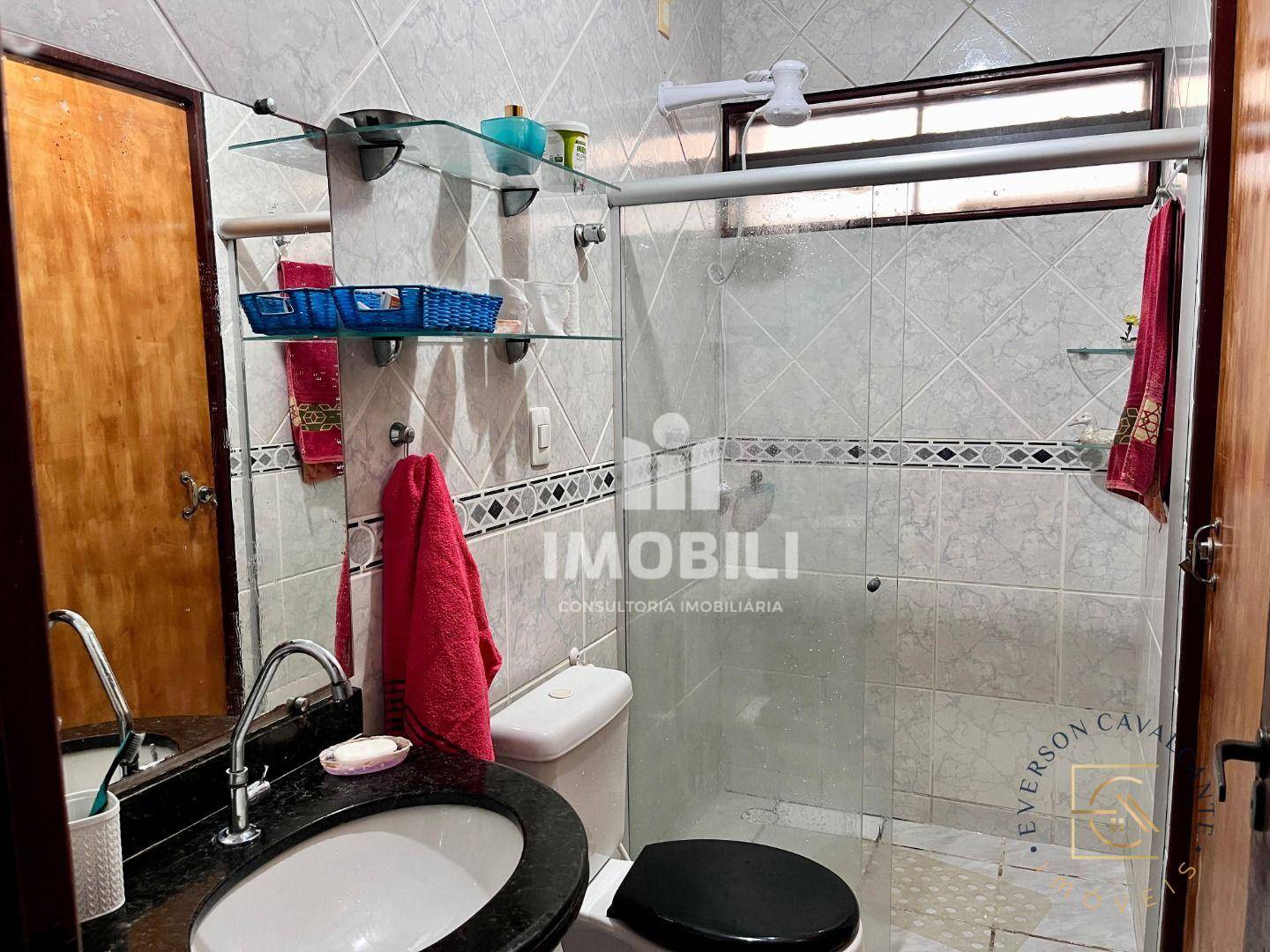 Casa, 3 quartos, 141 m² - Foto 2