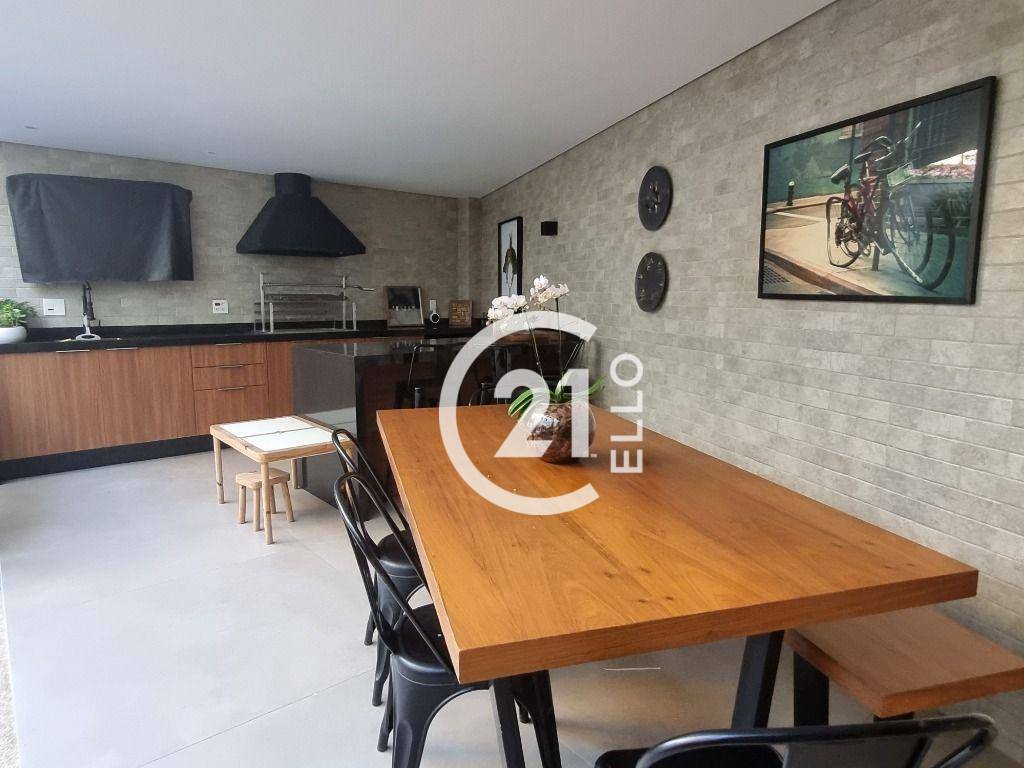 Casa de Condomínio para alugar com 3 quartos, 243m² - Foto 9