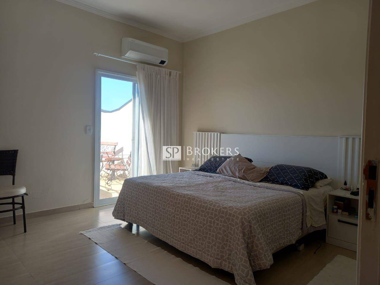 Casa à venda com 3 quartos, 320m² - Foto 16