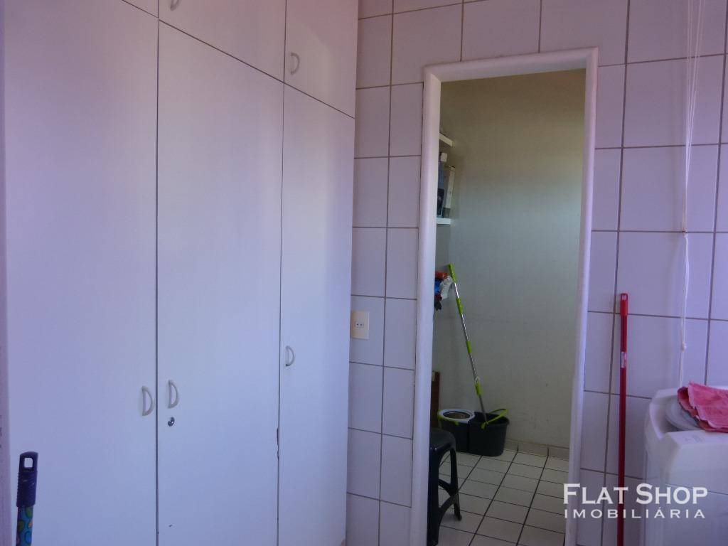 Apartamento à venda com 3 quartos, 135m² - Foto 36