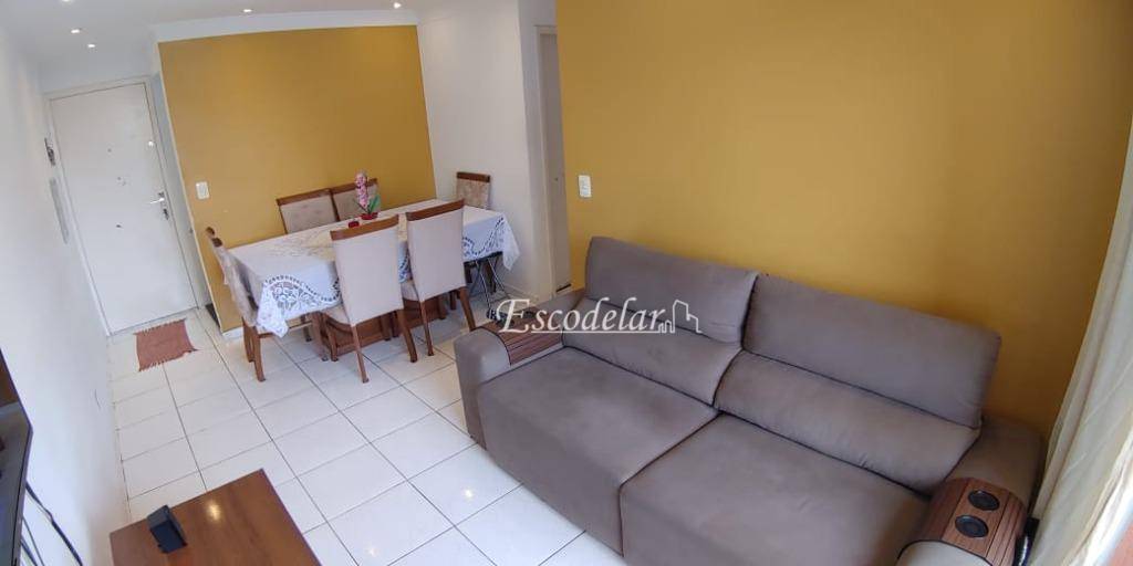 Apartamento à venda com 3 quartos, 67m² - Foto 2